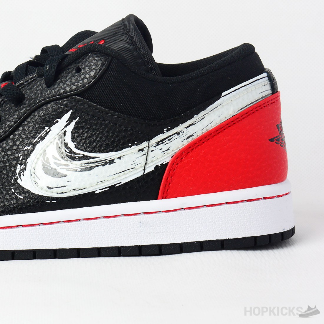 aj 1 brushstroke